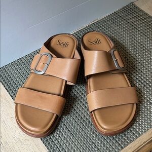** LAST CHANCE **NWOT! Sofft Brown Leather Sandals
